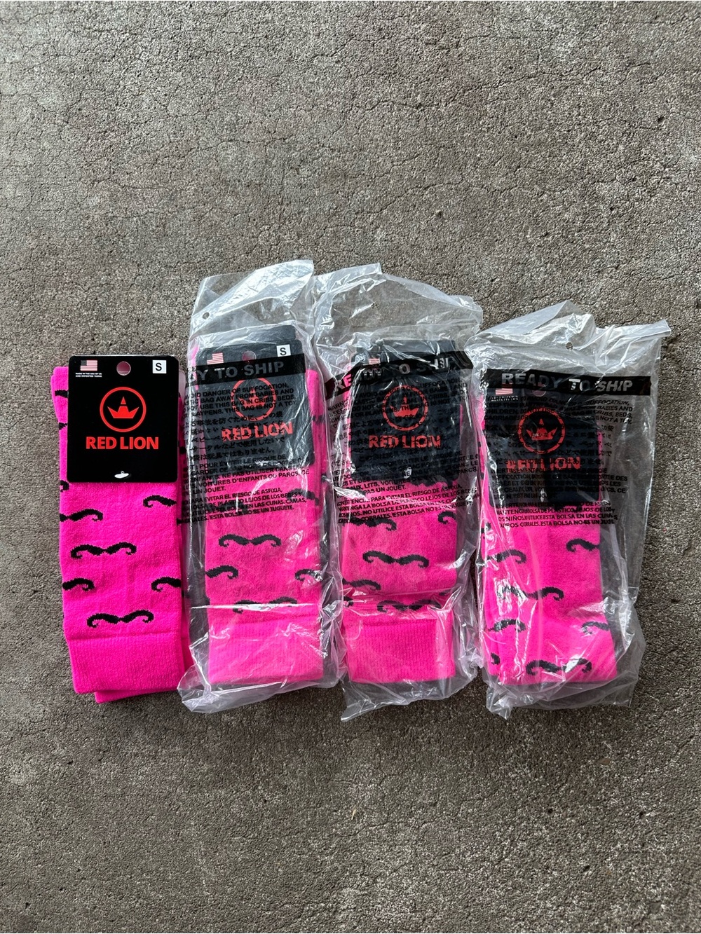 Red Lion Pink Mustache Print Calf High Socks Bundle of 4